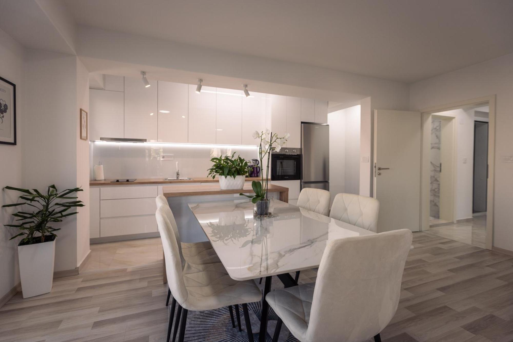 T20 Apartments Скоп'є Екстер'єр фото