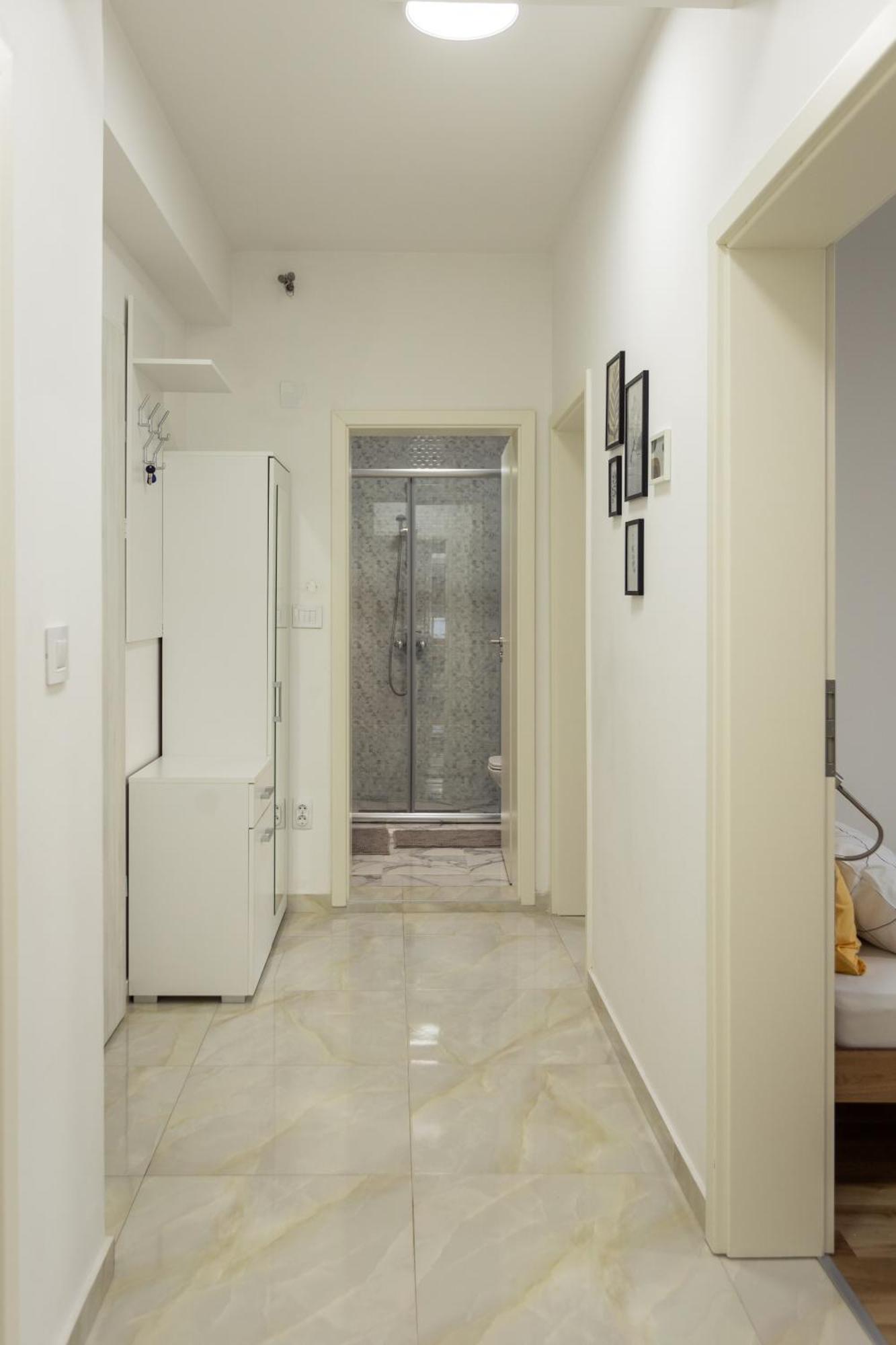 T20 Apartments Скоп'є Екстер'єр фото