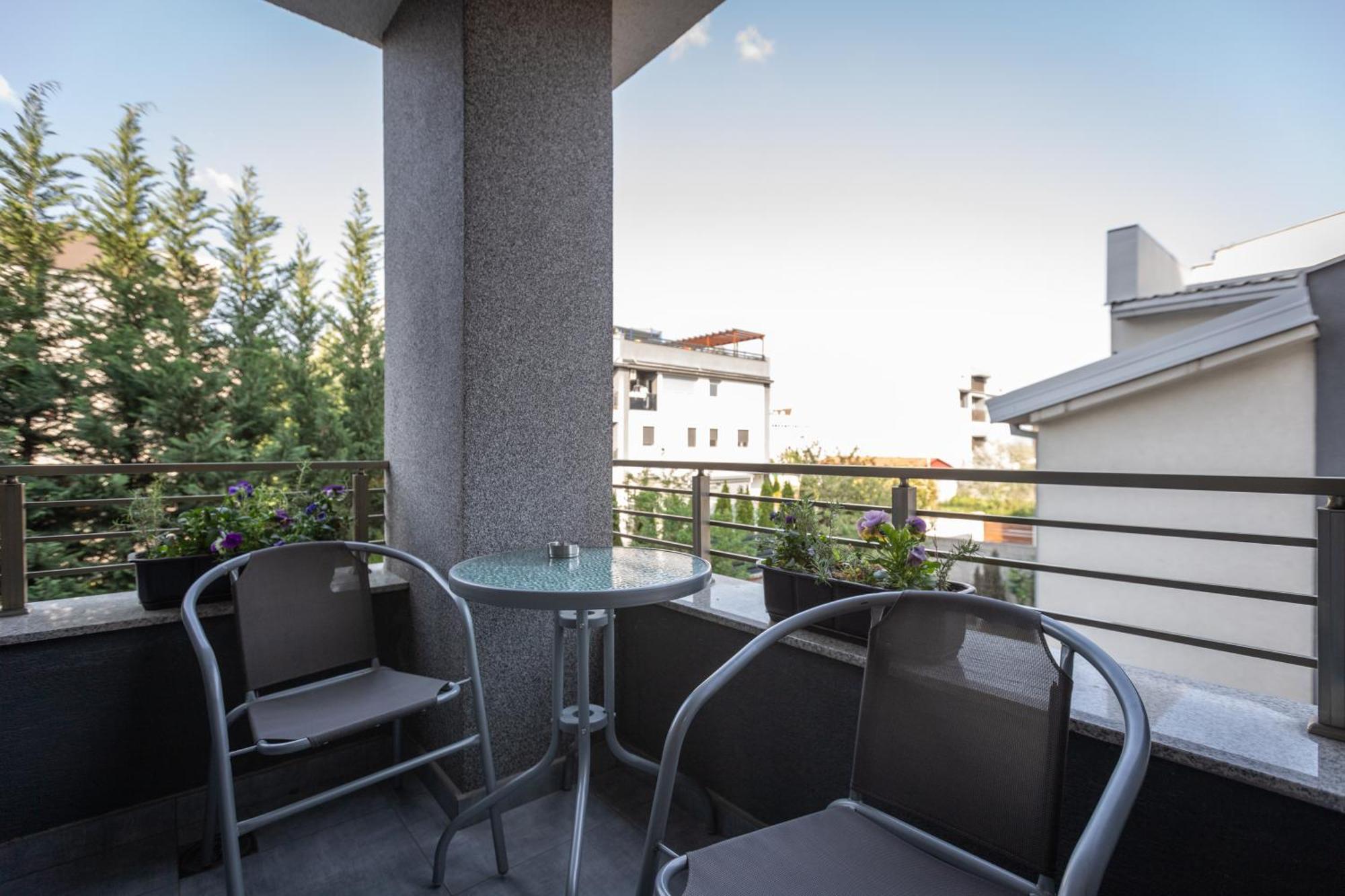 T20 Apartments Скоп'є Екстер'єр фото