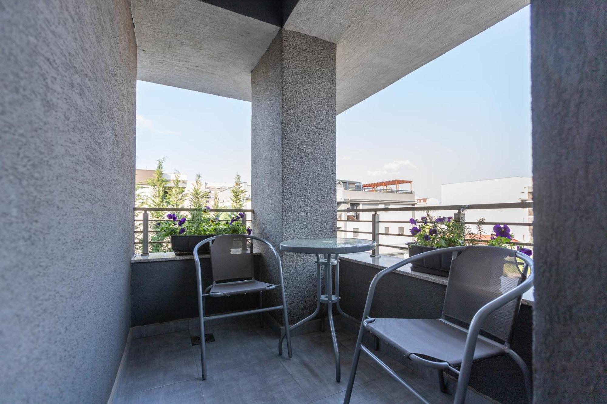 T20 Apartments Скоп'є Екстер'єр фото